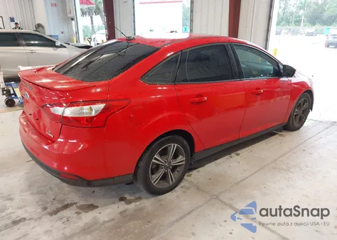 2014 Ford Focus Se z USA, uszkodzony, nr VIN 1FADP3F2XEL368253